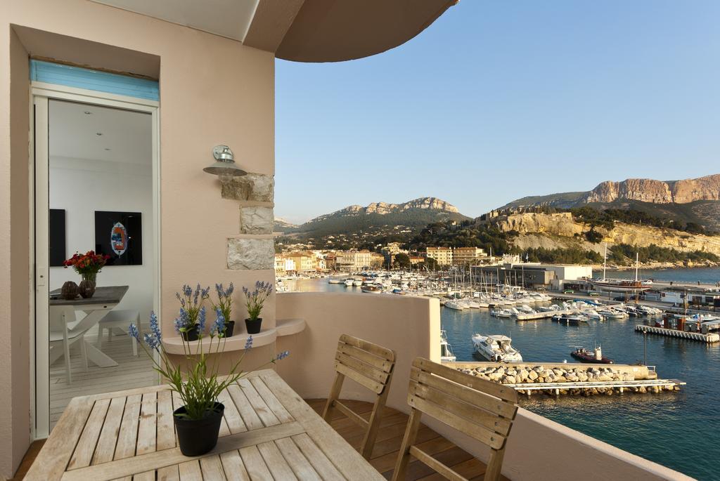 Les Barques, Vue Splendide Sur Le Port De Cassis Apartment Ruang foto
