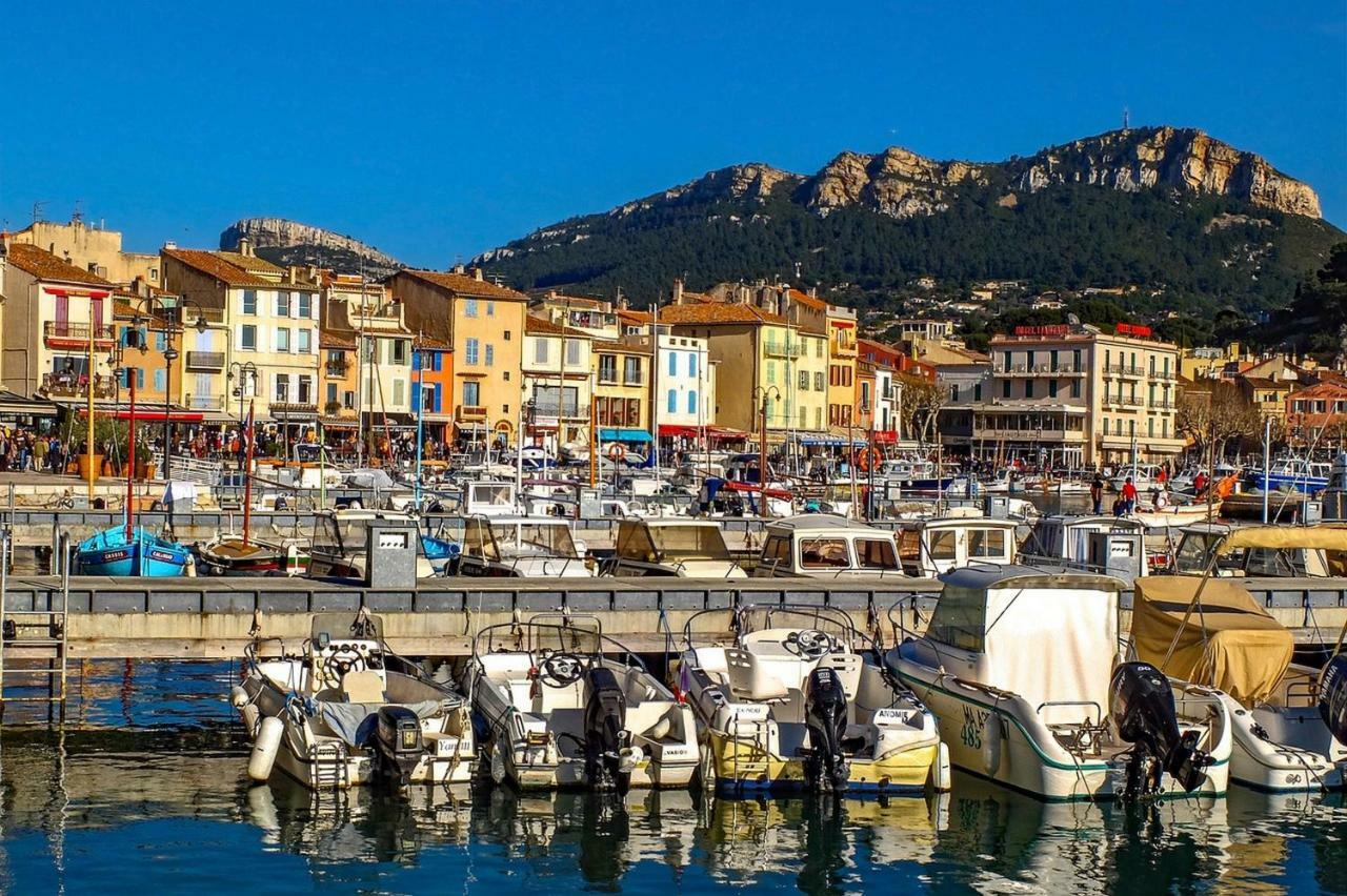 Les Barques, Vue Splendide Sur Le Port De Cassis Apartment Bagian luar foto