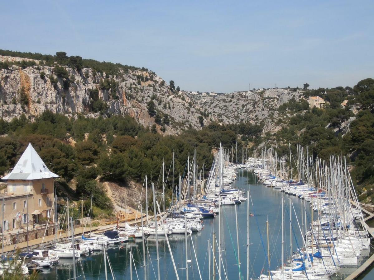 Les Barques, Vue Splendide Sur Le Port De Cassis Apartment Bagian luar foto